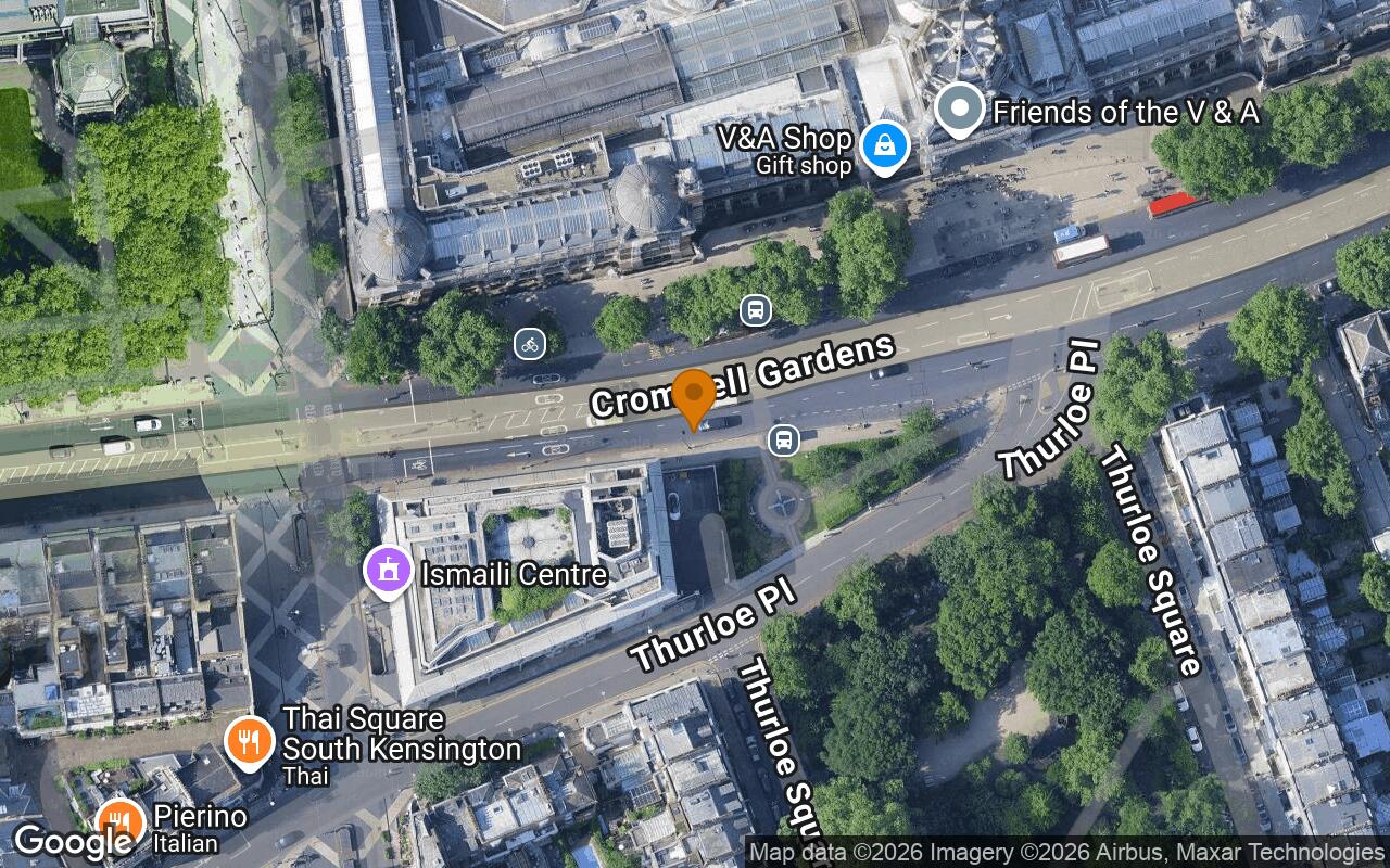 Cromwell Road, westbound (Cromwell Road, Thurloe Place) (1 bays)