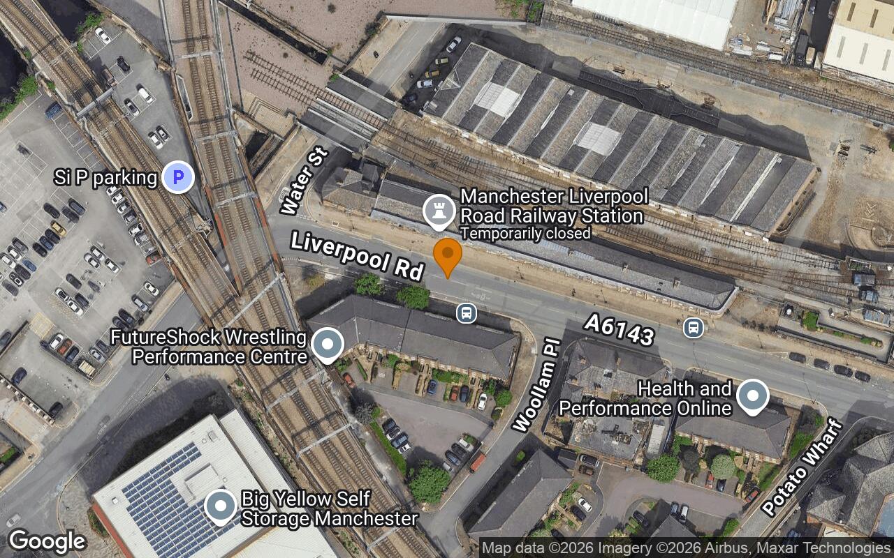 Liverpool Road coach drop-off bay